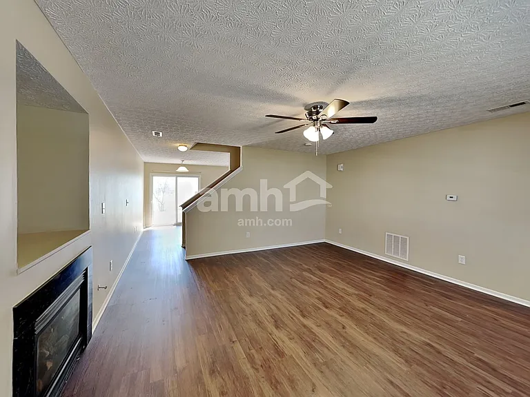 5979 Haydens Crossing Blvd — Photo 5