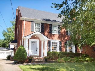 21270 Endsley Ave, Rocky River, OH 44116