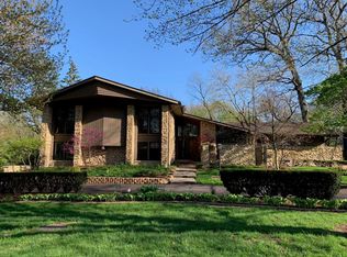 11429 Burr Oak Ln, Burr Ridge, IL 60527