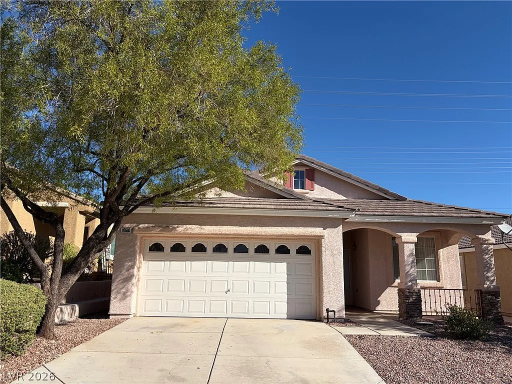 3 bed, 2.0 bath, 1305 sqft, $1,850 — Photo 1