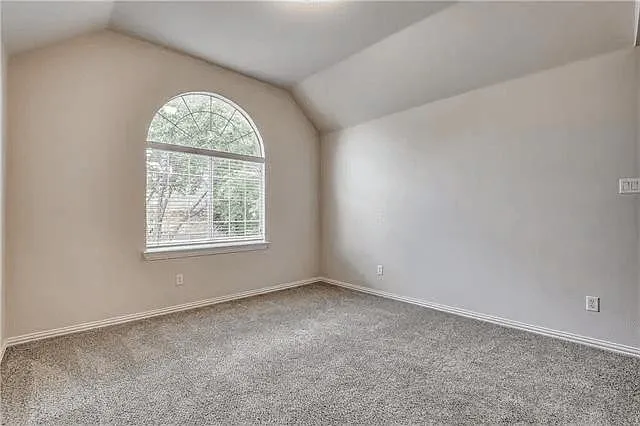 5205 Sandstone Ln — Photo 13