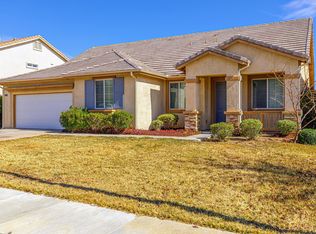 39124 Desert Holly Ln, Palmdale, CA 93551