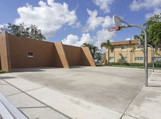 Lakeside Condominiums, Fort Lauderdale, FL 33311