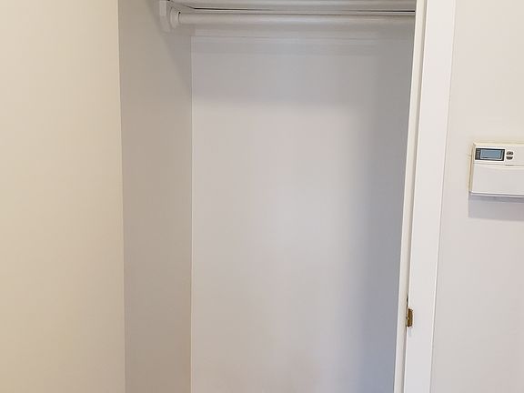 4th image of 619 Marcy Ave APT 3