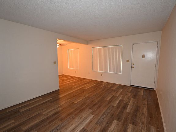 5th image of 4852 Santa Cruz Ave #3