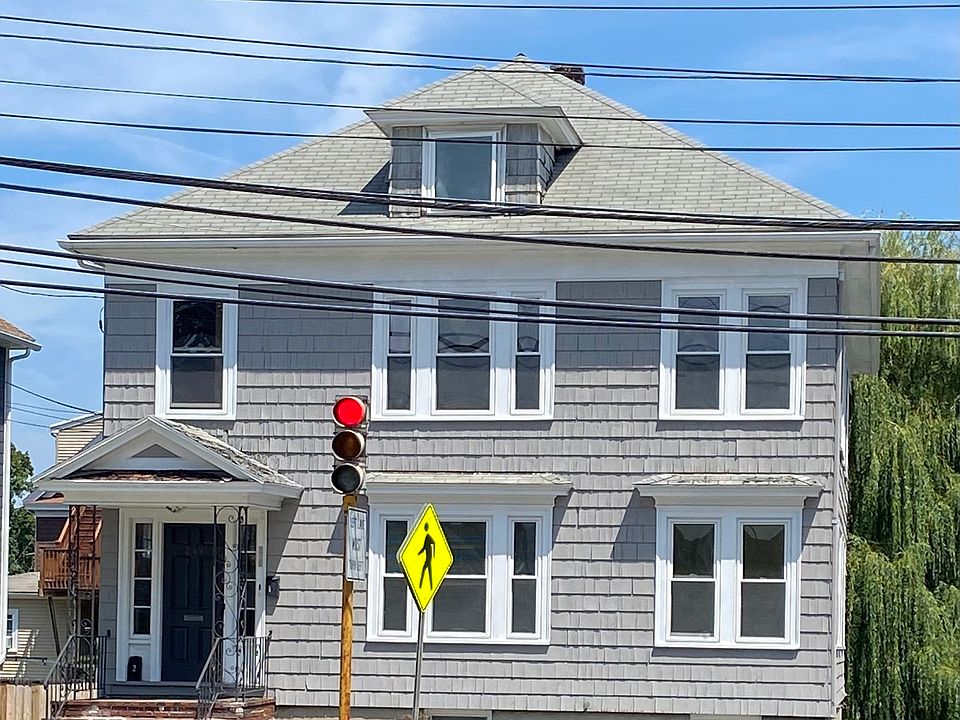 1st image of 249 Loring Ave
