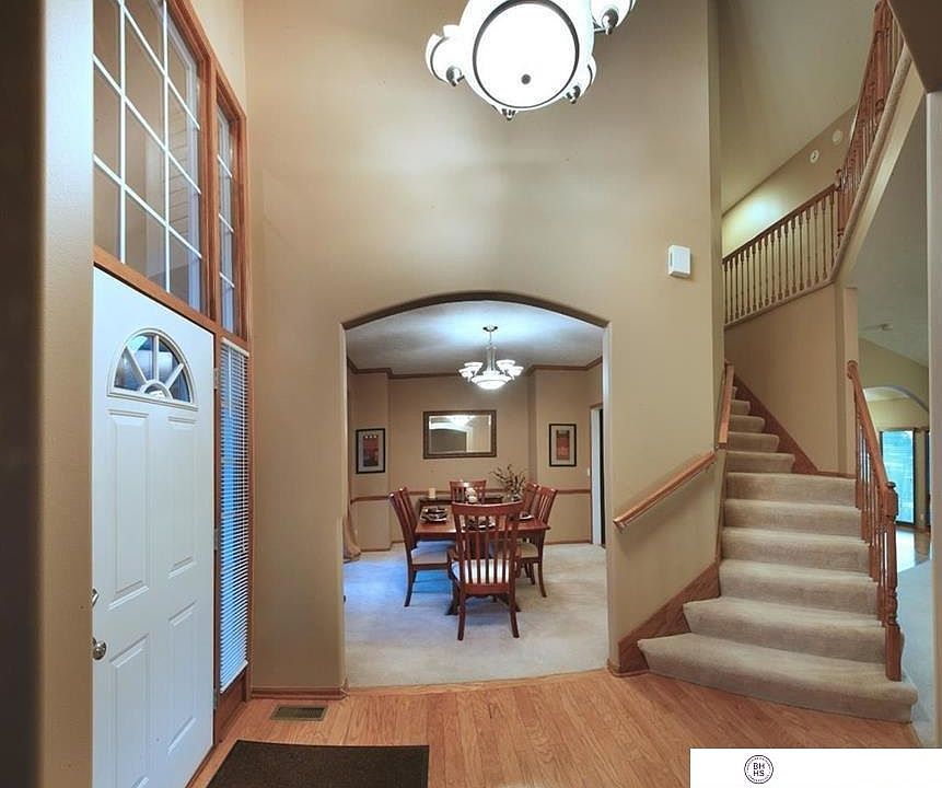 2nd image of 6416 N 158th St