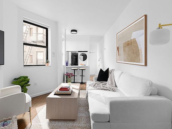 2nd image of 214 Mulberry St #3E