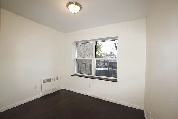 Rented by Jonis Realty | media 3