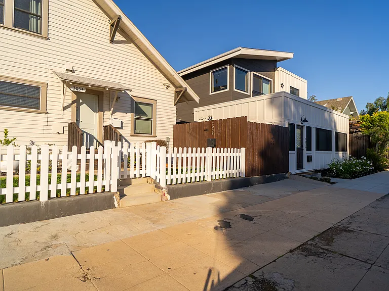 3038 Beech St — Photo 43