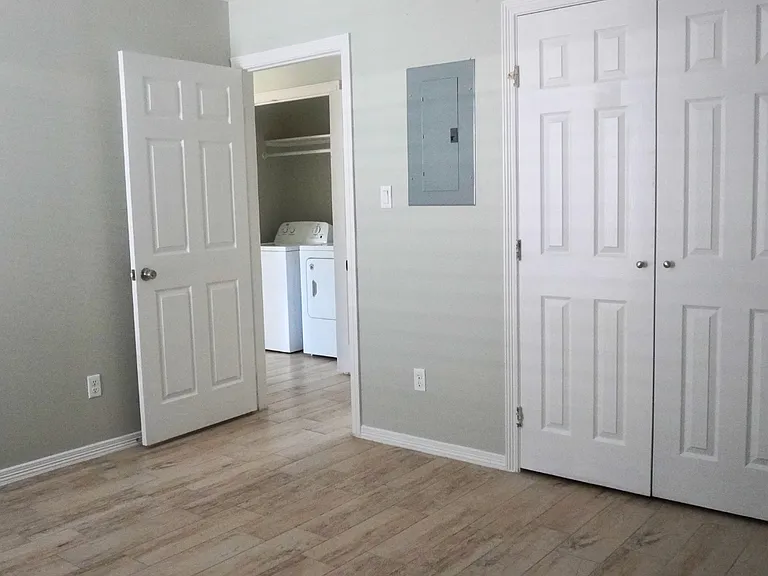 2802 Primrose Ave #1 — Photo 14