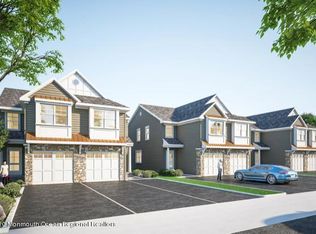 20 Waverly St, Keyport, NJ 07735