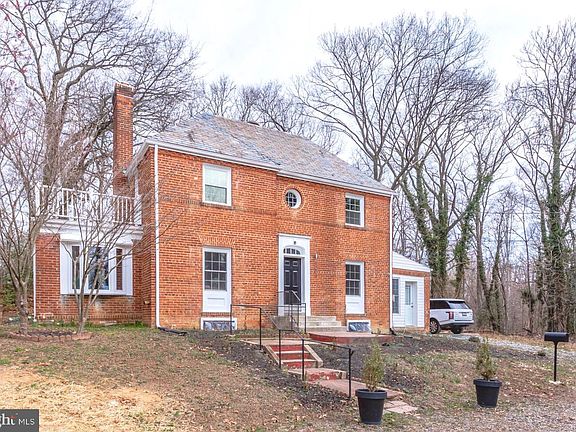 2nd image of 4004 Belnor Ln