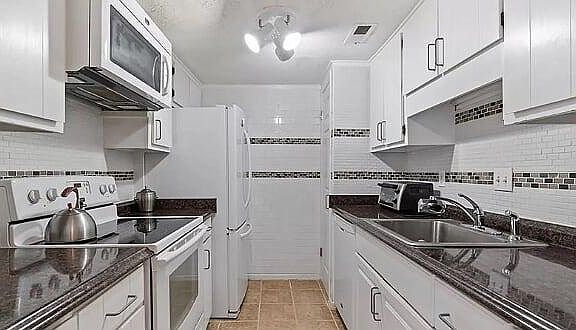 5th image of 1085 New Haven Dr