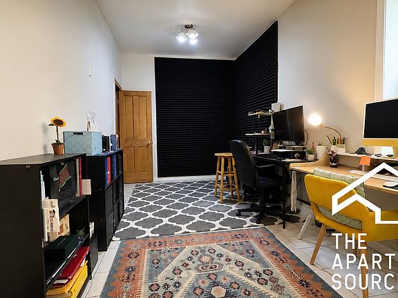 5th image of 1914 N Keeler Ave #1