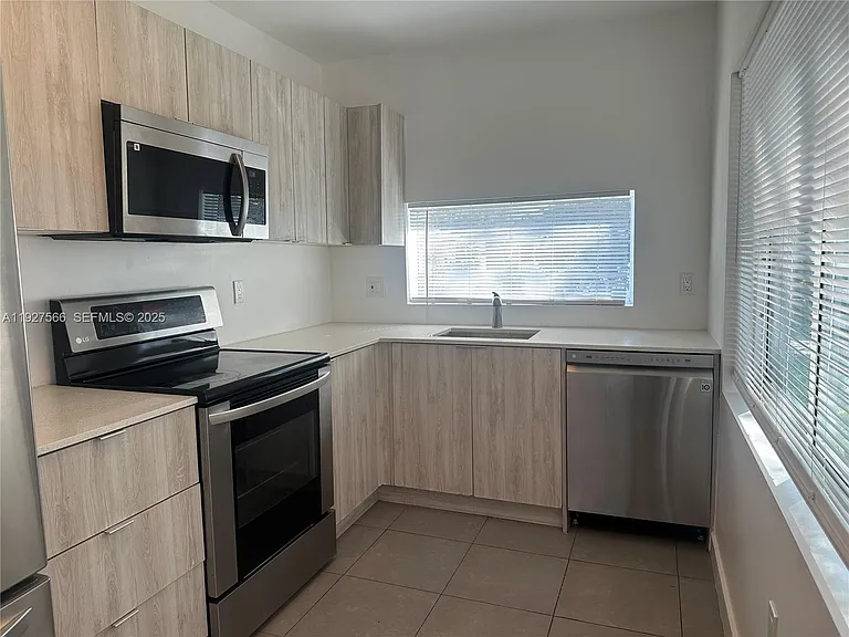 2206 Simms St — Photo 12
