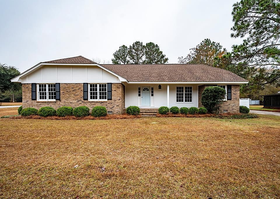 1st image of 158 Cannon Dr