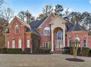 376 Prestbury Ct, Suwanee, GA 30024