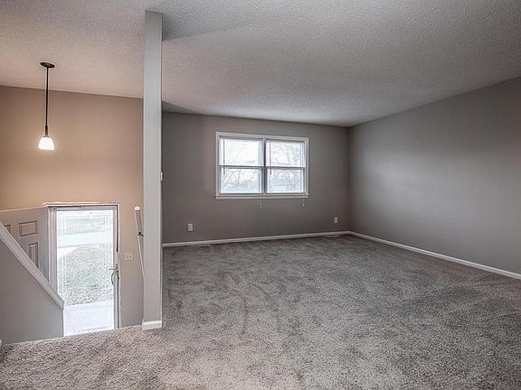 2nd image of 206 N Brayman St