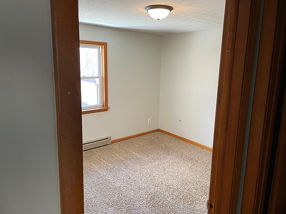 2nd image of 144 Buckeye Ave #1/2