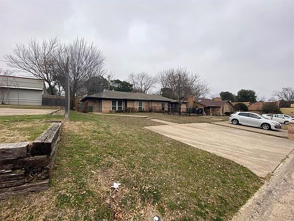 2nd image of 1420 Las Jardines Ct