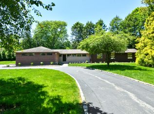 310 Douglas Rd, Chappaqua, NY 10514