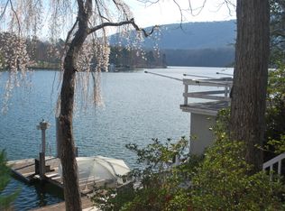 126 Tradewind Ter, Huddleston, VA 24104