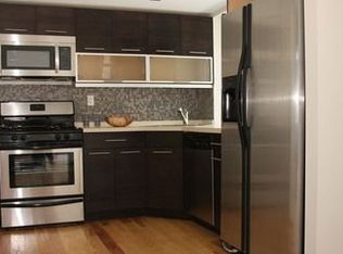 160 Grand St APT 3A, Brooklyn, NY 11249