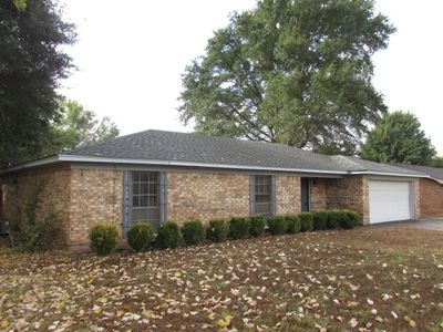 302 Palm Dr, Palestine, TX, 75803