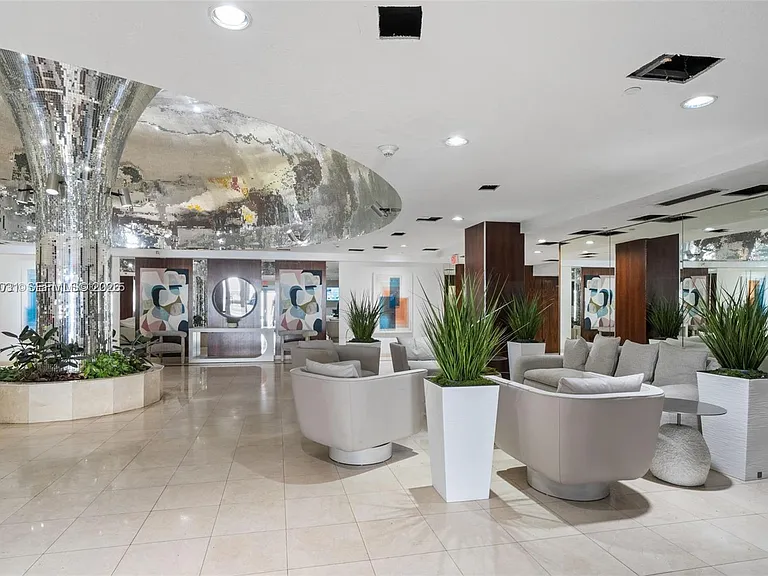 2655 Collins Ave #2302 — Photo 22