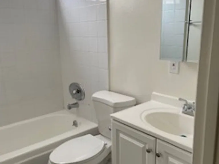 8351 Northgate Garden - Tragocon, LLC — Photo 5