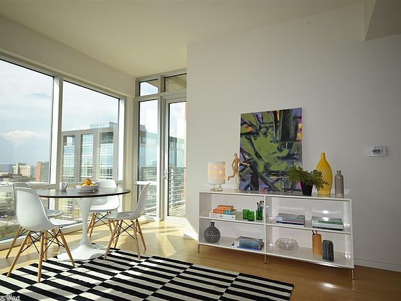 2nd image of 315 Rock St APT 1508
