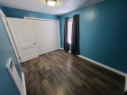 5th image of 303 Crossman St