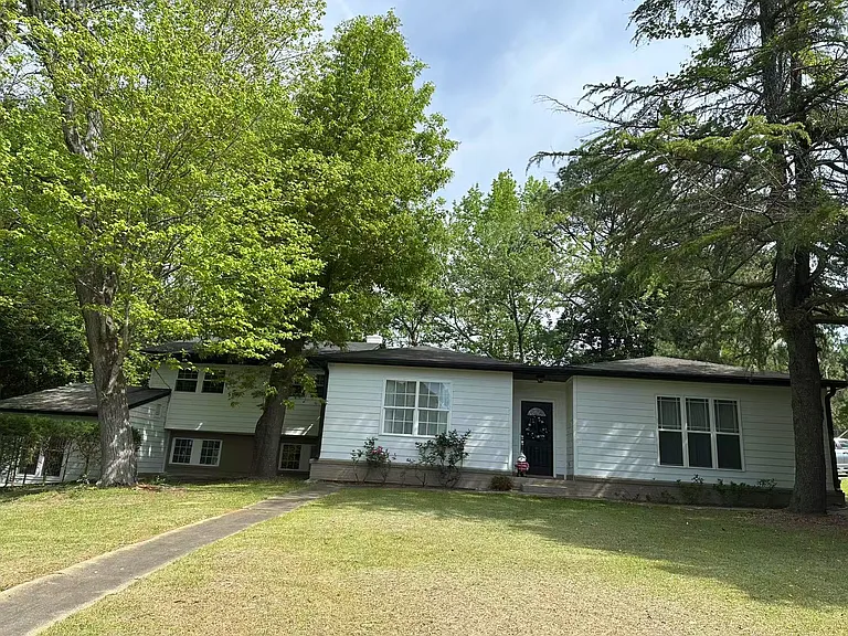 5002 Wickham Rd — Photo 34
