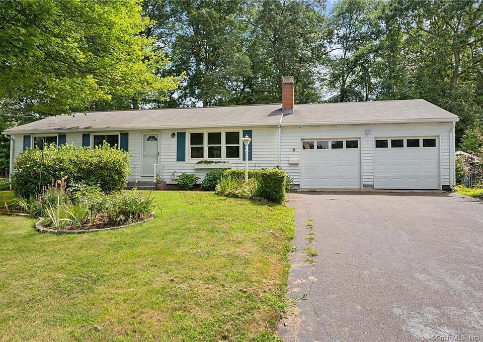 1st image of 9 Tolland Drive