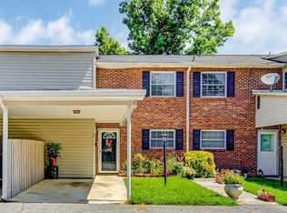 2218 Shadow Valley Rd, High Point, NC 27265