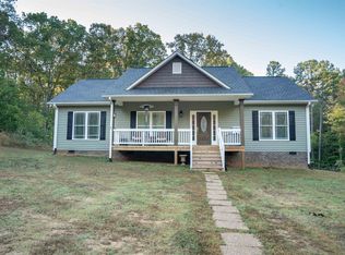 897 Rolling Meadows Rd, Gray Court, SC 29645