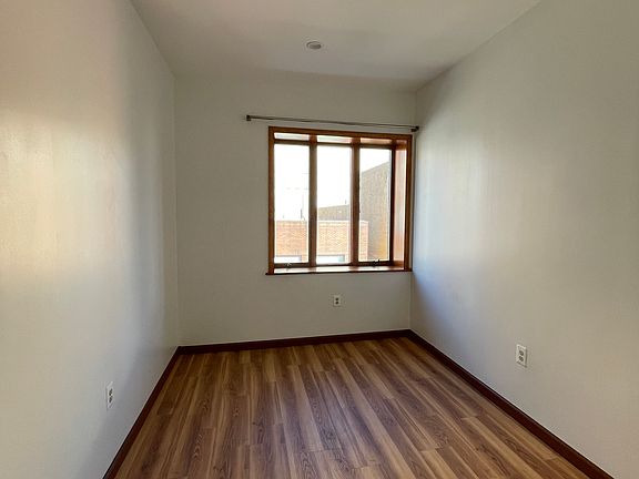 5th image of 146 N 10th St Unit 3A