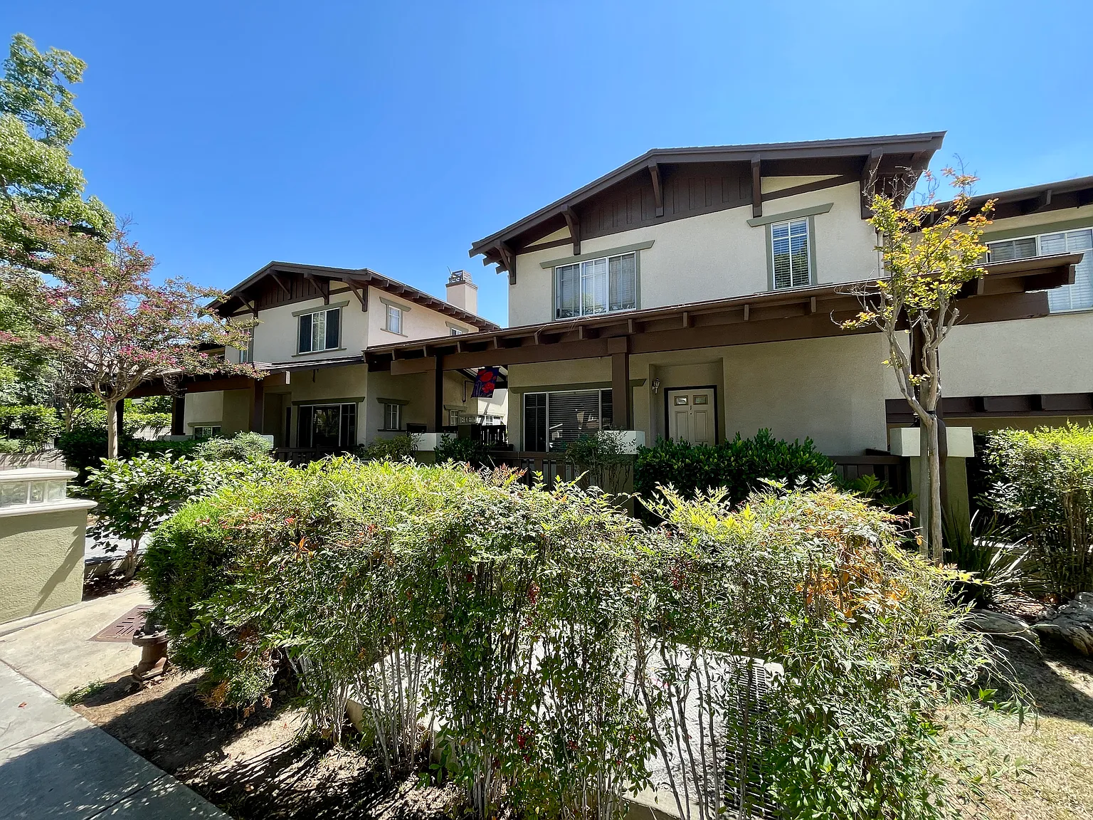 2 bed, 2.5 bath, 1217 sqft, $3,100 — Photo 1