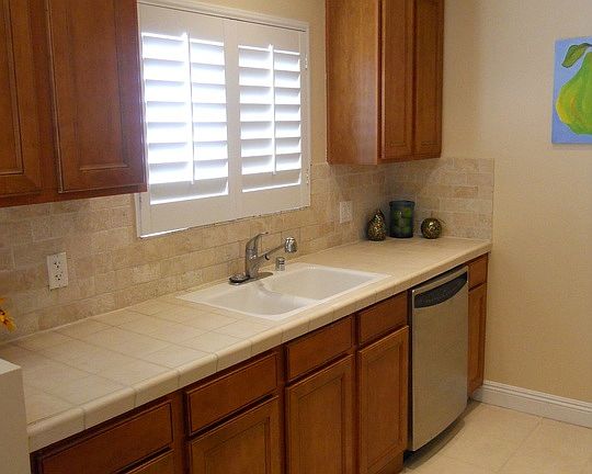5th image of 11816 Gorham Ave APT 214