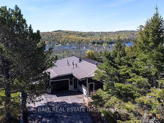 3rd image of 1171 Pine Ridge Rd