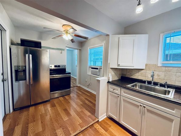 3921 Woodleigh St #3