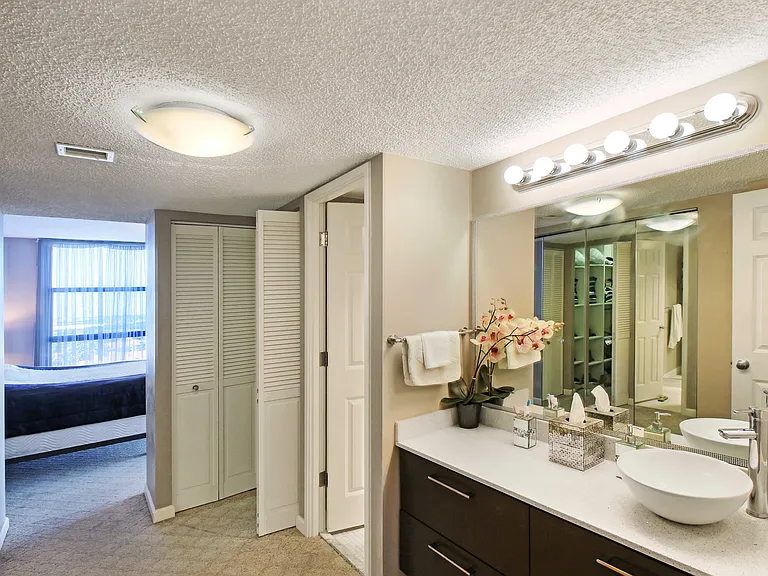 3731 N Country Club Dr #1428 — Photo 9