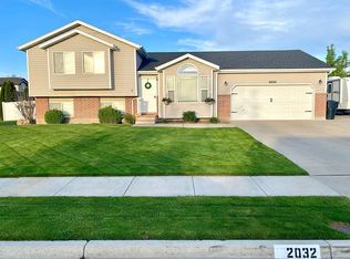 2032 N 1450 W, Clinton, UT 84015