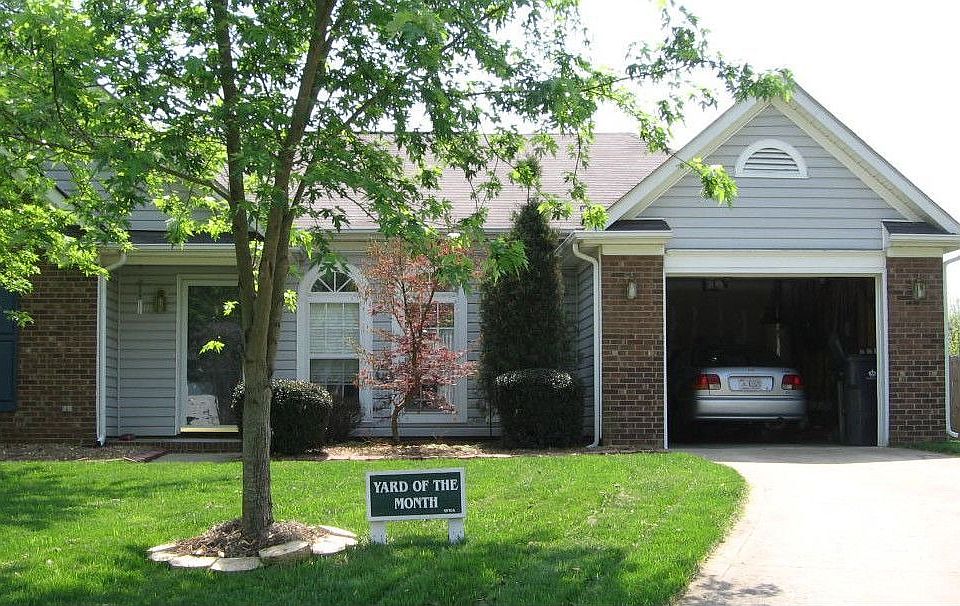 Yard of the Month 5/07