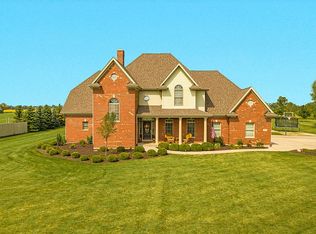 8520 W Blackthorne Way, Frankfort, IL 60423