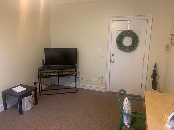 5th image of 3719 N Southport Ave APT 217