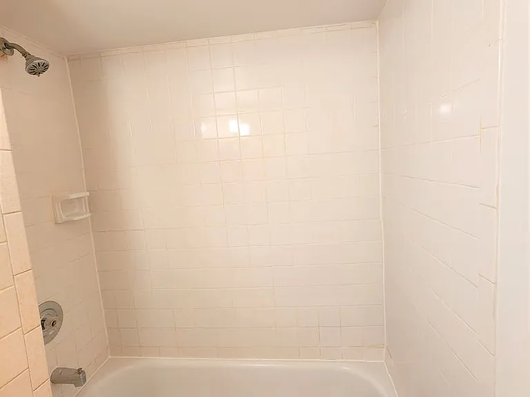 137 S 50th Ave — Photo 3