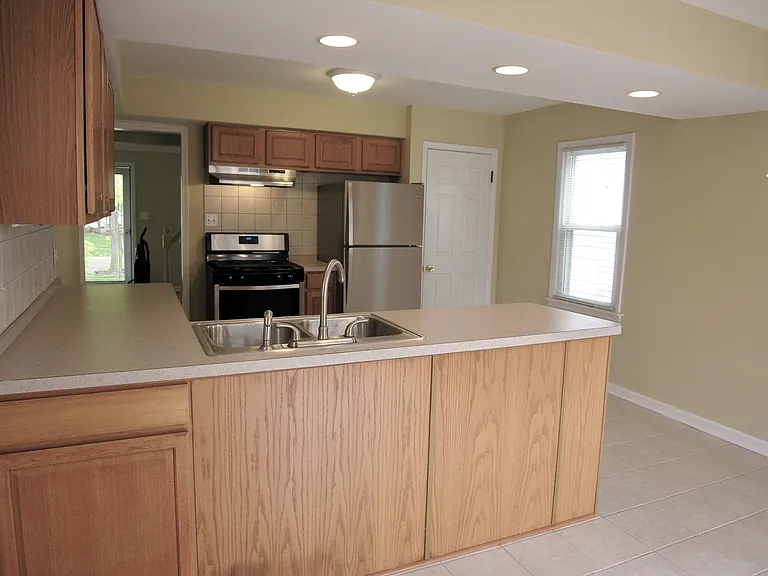 1608 Bauman Ave — Photo 12