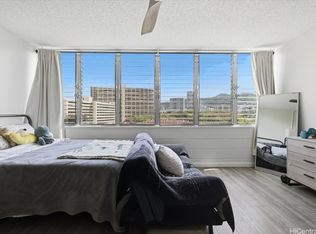 Holiday Manor, Honolulu, HI 96814